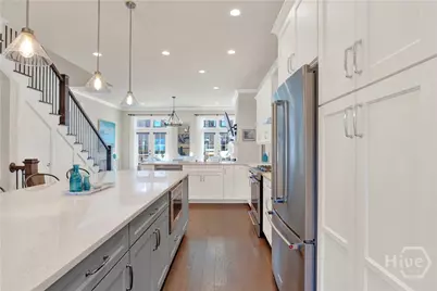 437 Port Street, Savannah, GA 31401 - Photo 18