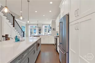 437 Port St, Savannah, GA 31401 - Photo 18