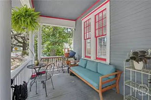 613 E 37th St, Savannah, GA 31401 - Photo 6