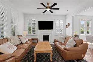 613 E 37th St, Savannah, GA 31401 - Photo 14