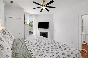 613 E 37th St, Savannah, GA 31401 - Photo 28