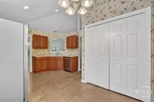 105 Oak Grove Ln, Savannah, GA 31419 - Photo 14