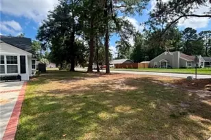 1 E White Hawthorne Dr, Savannah, GA 31419 - Photo 2