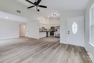 1 E White Hawthorne Dr, Savannah, GA 31419 - Photo 6