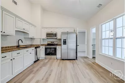 1 E White Hawthorne Drive, Savannah, GA 31419 - Photo 12