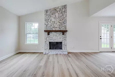 1 E White Hawthorne Drive, Savannah, GA 31419 - Photo 6
