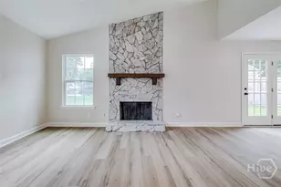 1 E White Hawthorne Dr, Savannah, GA 31419 - Photo 6
