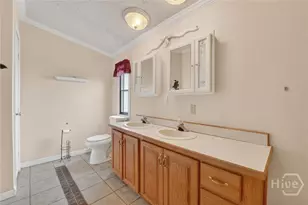 535 E 1st St, Midway, GA 31320 - Photo 16