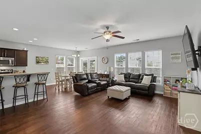 138 Calm Oaks Circle, Savannah, GA 31419 - Photo 8