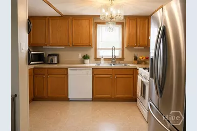 302 Chevis, Savannah, GA 31419 - Photo 8