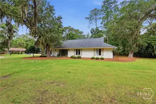 1 Bray Ln, Savannah, GA 31411 - Photo 2