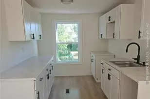 14 W 54th St, Savannah, GA 31405 - Photo 2
