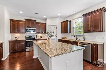 906 Castleoak Drive, Richmond Hill, GA 31324 - Photo 18