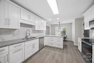 164 Druid Circle, Savannah, GA 31410 - Photo 16