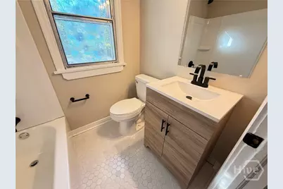 2224 Greenwood Street, Savannah, GA 31404 - Photo 10