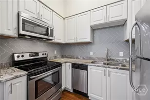 203 E Duffy St, Savannah, GA 31401 - Photo 10