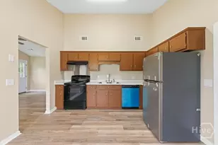 2567 Zachary Ct, Hinesville, GA 31313 - Photo 8