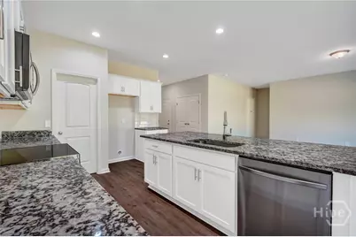 211 Orkney Road, Savannah, GA 31407 - Photo 12