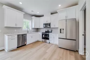 205 Melrose Pl, Rincon, GA 31326 - Photo 6