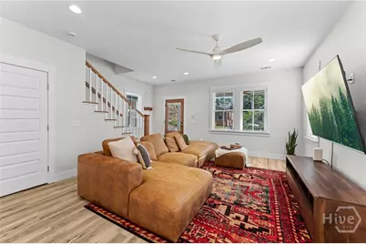 711 32nd Street E, Savannah, GA 31401 - Photo 12