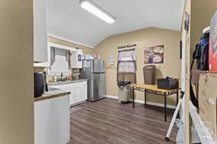 52 S Parkwood Dr, Savannah, GA 31404 - Photo 10