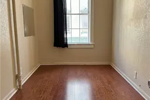 41 Whitaker St, Savannah, GA 31401 - Photo 6