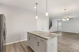48 Shoefstall St, Savannah, GA 31407 - Photo 16