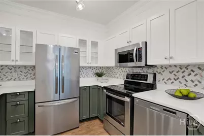 2713 Whitemarsh Way, Savannah, GA 31410 - Photo 6