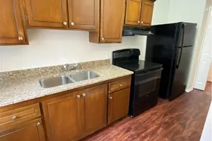 344 Price St, Savannah, GA 31401 - Photo 6