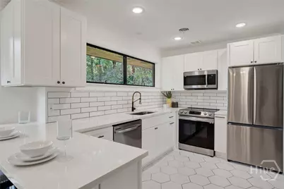 200 Kinzie Avenue, Savannah, GA 31404 - Photo 8
