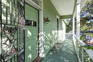 305 W Duffy Street W, Savannah, GA 31401 - Photo 4
