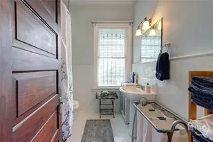 305 W Duffy Street W, Savannah, GA 31401 - Photo 32