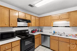 757 Melissa Dr, Hinesville, GA 31313 - Photo 10