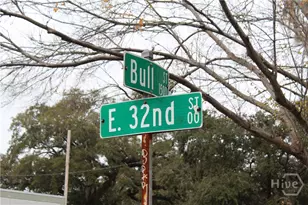 9 E 32nd St, Savannah, GA 31401 - Photo 10
