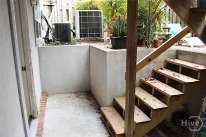 9 E 32nd Street #B, Savannah, GA 31401 - Photo 6