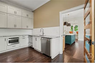 111 E 49th Street, Savannah, GA 31405 - Photo 14