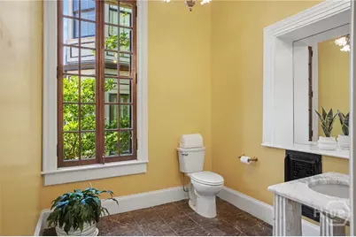 110 W Gaston Street, Savannah, GA 31401 - Photo 24