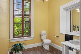 110 W Gaston St, Savannah, GA 31401 - Photo 24