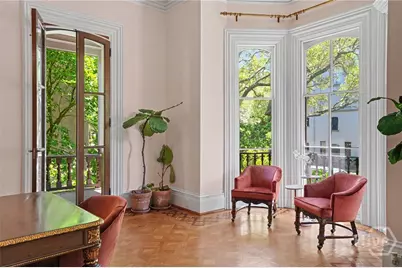 110 W Gaston Street, Savannah, GA 31401 - Photo 10