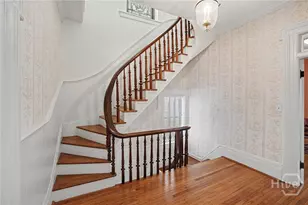 110 W Gaston St, Savannah, GA 31401 - Photo 26