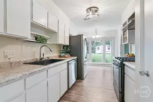 13010 Largo Dr, Savannah, GA 31419 - Photo 4