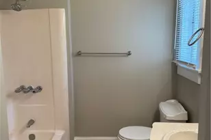 228 E Henry St, Savannah, GA 31401 - Photo 6