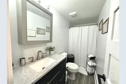 528 E 37th Street #A, Savannah, GA 31401 - Photo 6