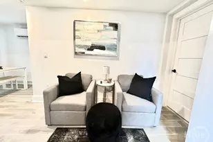 528 E 37th St, Savannah, GA 31401 - Photo 2