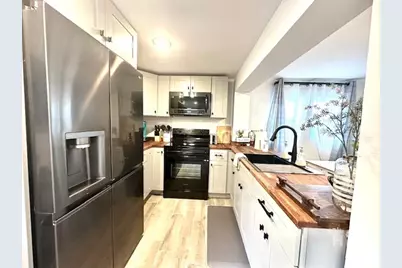 528 E 37th Street #A, Savannah, GA 31401 - Photo 4