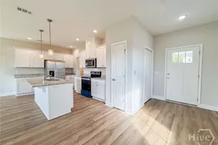 187 Hamilton Dr, Hinesville, GA 31313 - Photo 4