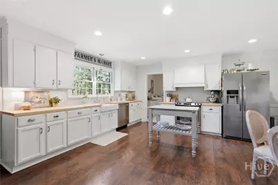 8305 Meadowbrook Road, Savannah, GA 31406 - Photo 14