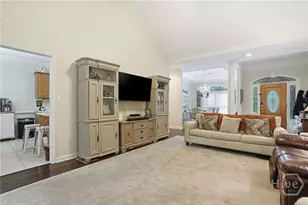 4 Oak Park Pl, Savannah, GA 31405 - Photo 8