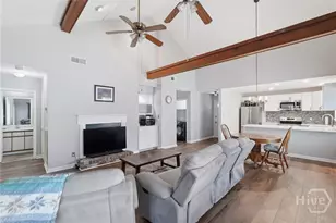 4 E Deerwood Rd, Savannah, GA 31410 - Photo 10