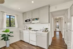 1217 Bay St, Tybee Island, GA 31328 - Photo 14